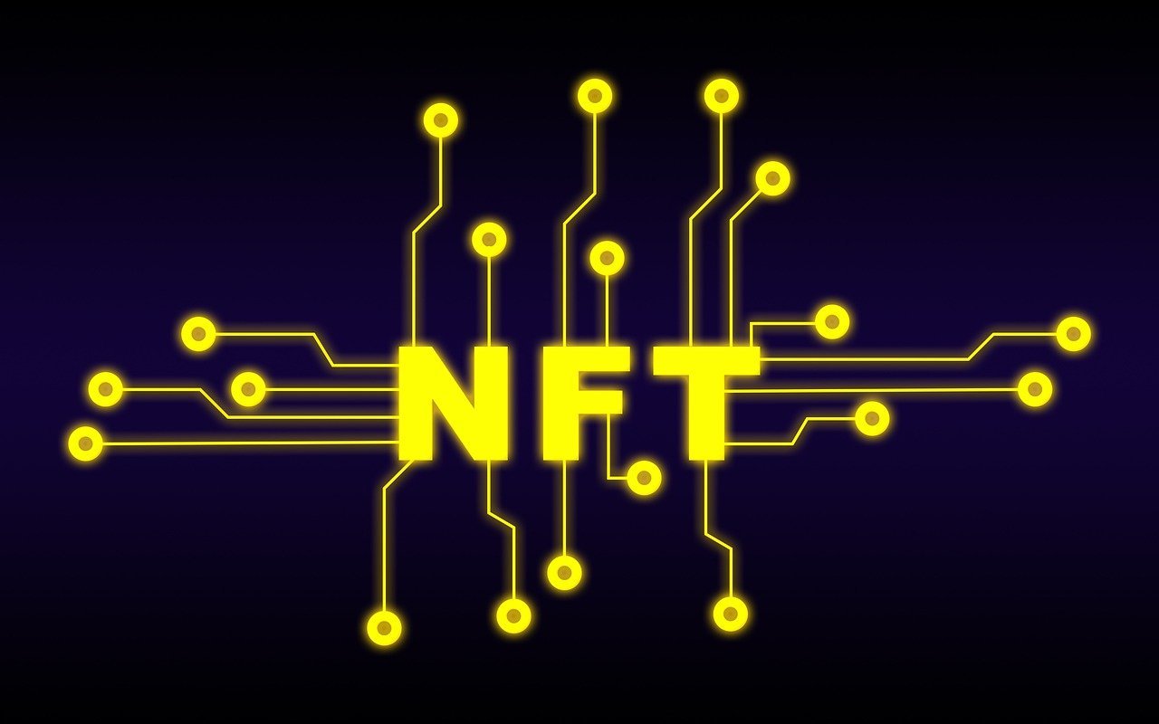 Joining Digital Communities: The NFT Art Collecting Revolution Joining Digital Communities: The NFT Art Collecting Revolution
